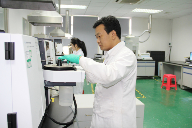 百合真人动图,明星走过光照看见毛高清图片,金