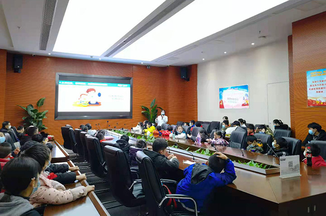 质量环保零距离！“探秘团”走进湖南广电计量科普教育基地